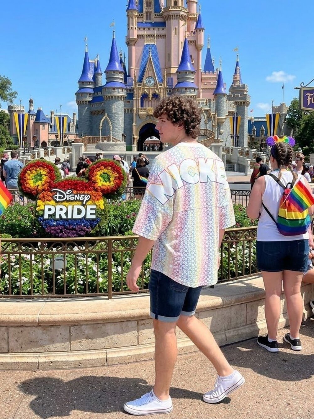 Disney Parks Rainbow Mickey Spirit Jersey Size Large